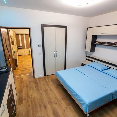 Grayhouse Apartman Arad Kültér fotó